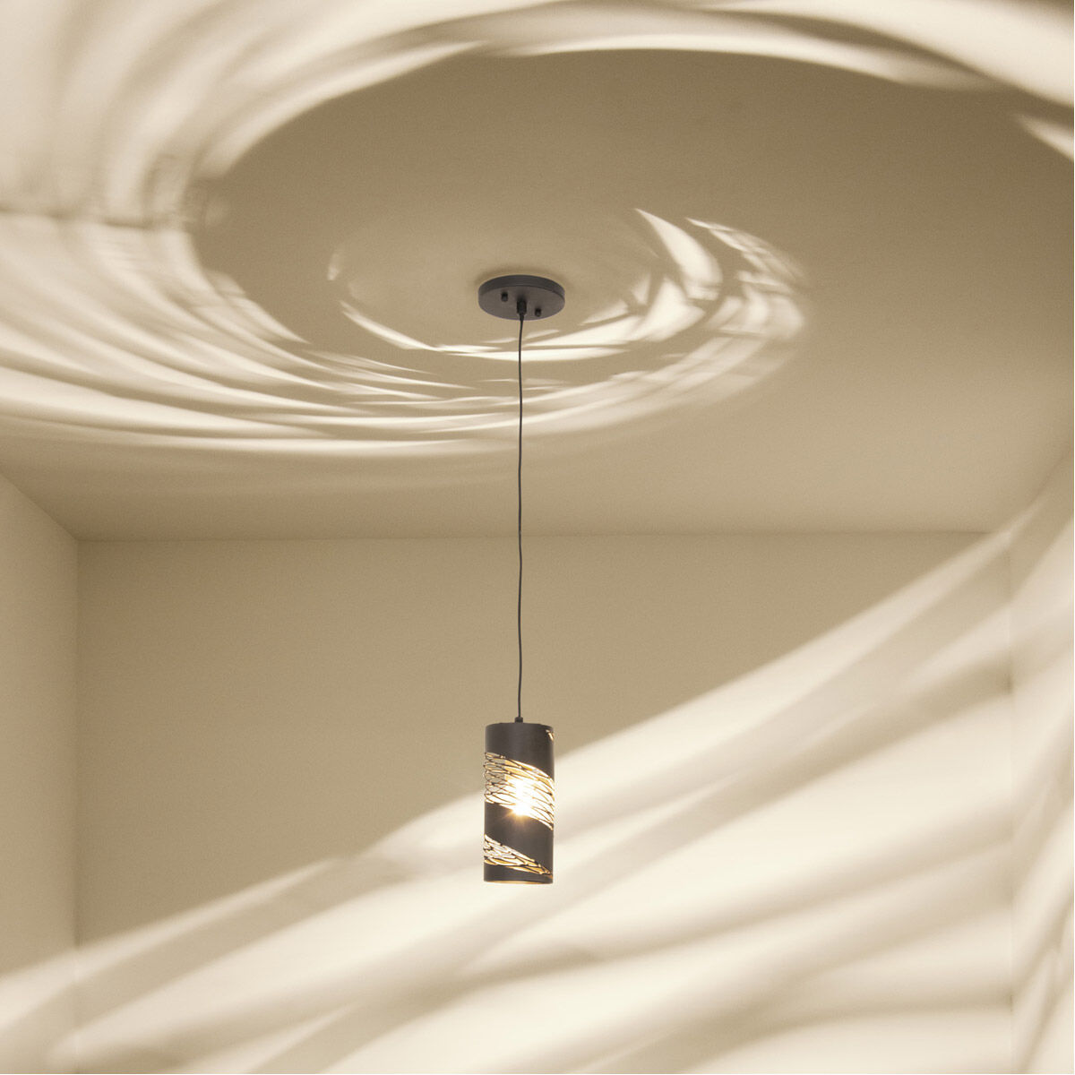 Flow 1 Light 4 inch Gold Mini Pendant Ceiling Light in Matte Black/French Gold